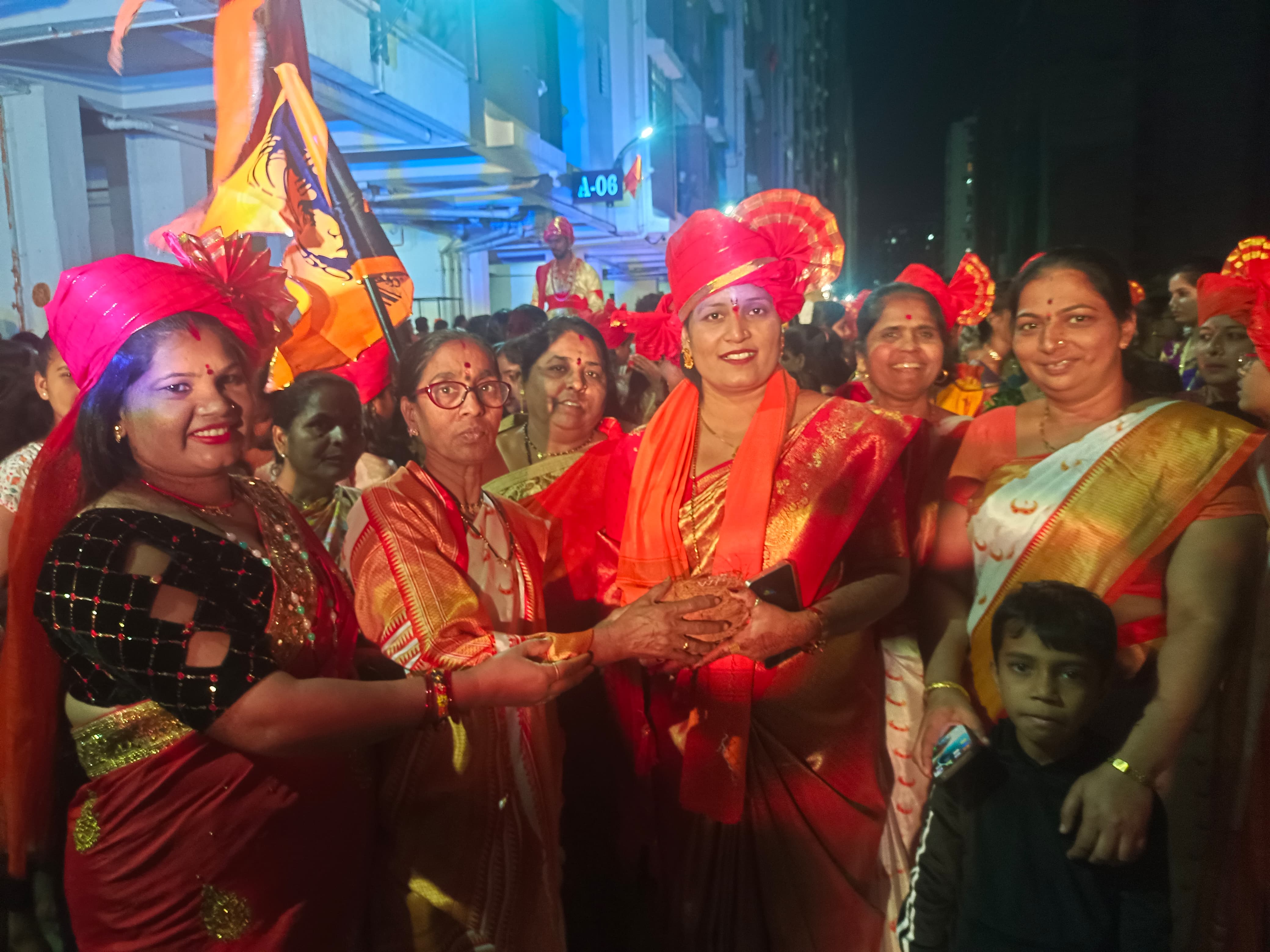 महाराष्ट्रातील घटनांचा आढावा: राजकारण, अर्थकारण, आणि सांस्कृतिक उत्सव